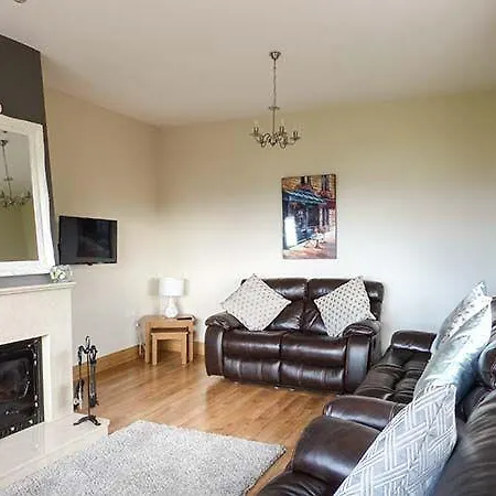 בית נופש Jimmy's Cottage, Achill